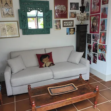 Annexe Independante Gæstehus Bourron-Marlotte